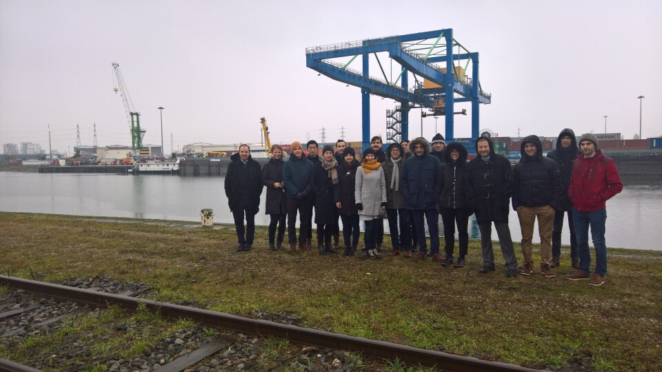 FLAGSHIPS-prosjektet omfattar ei gruppe leiande industripartnarar, der fire er norske. I Frankrike skal prosjektet setja i drift ein hydrogen push båt på elva Rhône.