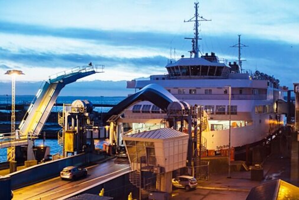 Tycho Brahe (bildet) og Aurora, som går i rute mellom Helsingborg og Helsingør, blir verdens største utslippsfrie, helelektriske ferger.Foto: ABB