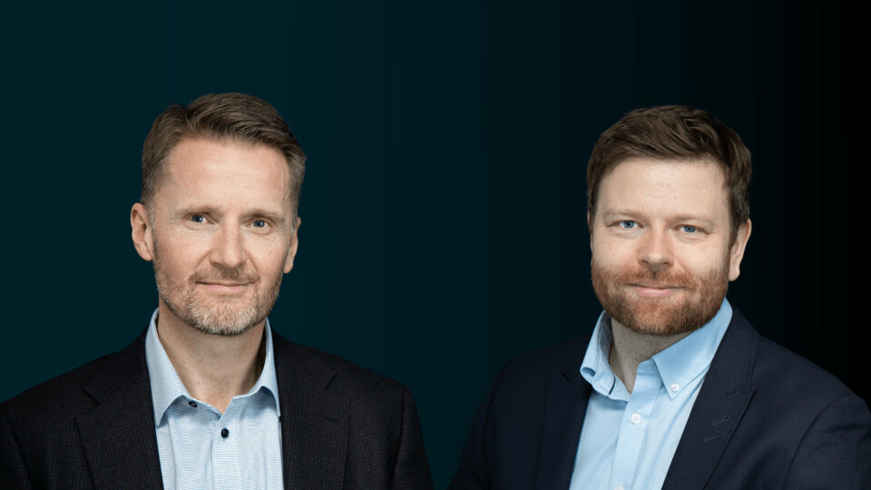 Fra venstre: Gunnar Larsen, konsernsjef i HAV Group ASA og Kristian Osnes, prosjektleder for FreeCO2ast-prosjektet og administrerende direktør i HAV Hydrogen. Foto: HAV Group