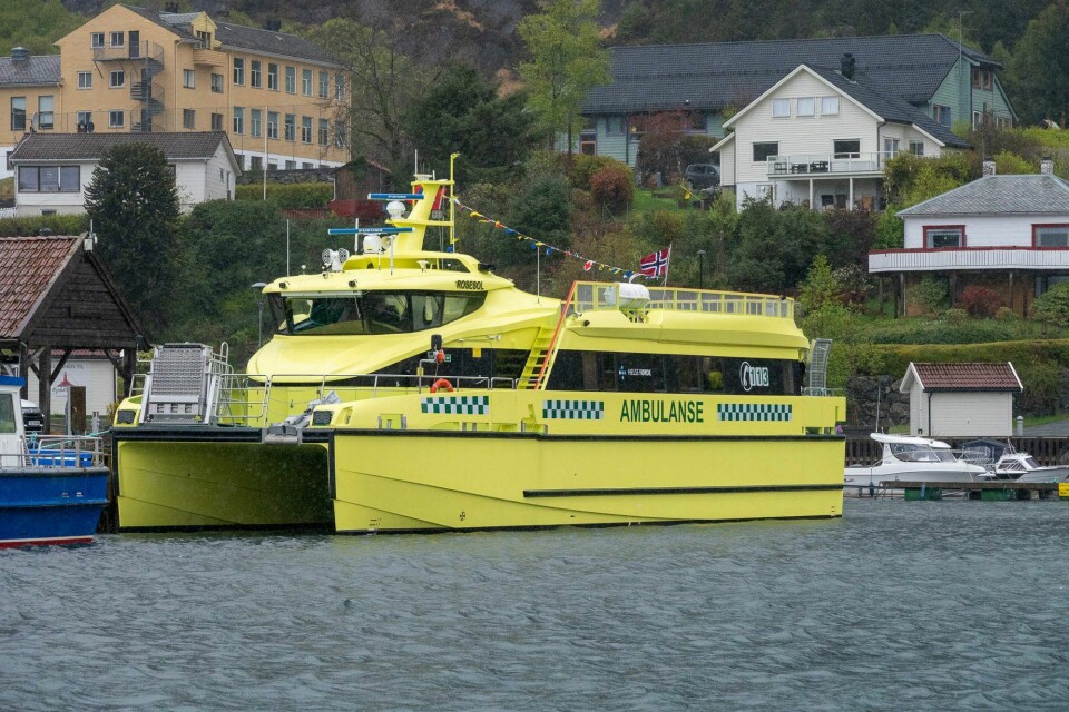 MS «Rosesol» er den første av to ambulansebåter GulenSkyss får levert fra Måløy Verft. Foto: GulenSkyss