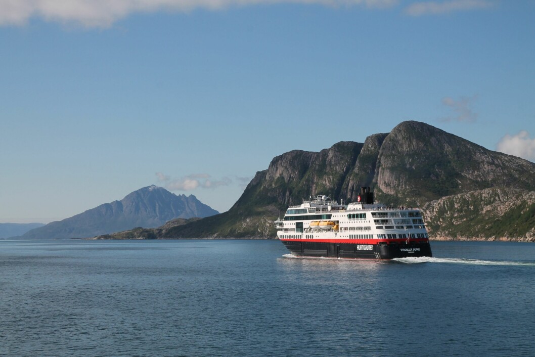 Fra 2023 skal MS «Trollfjord» seile Hurtigruten Norges nye ruter Svalbardkespressen og Nordkappekspressen. Foto: Leon Beesmer / Hurtigruten Norge