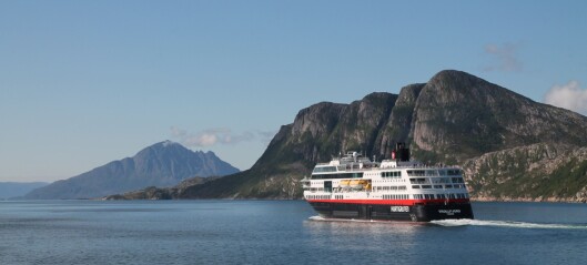 Hurtigruten Norge starter to nye seilinger